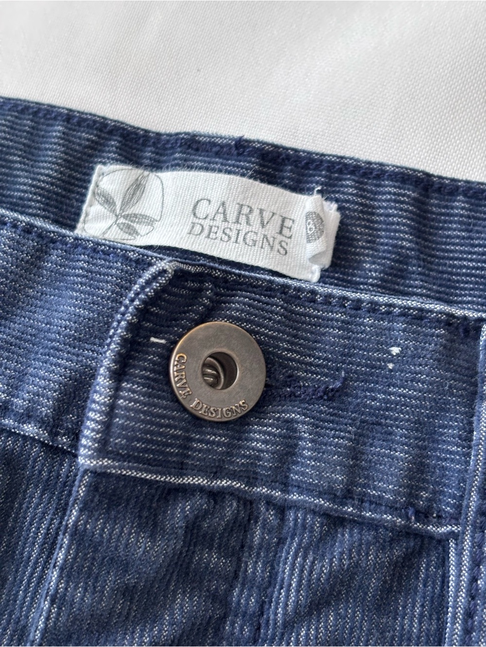 Carve Designs Organic Cotton Corduroy Raw Hem Shorts Women’s Size 8 - Picture 5 of 13